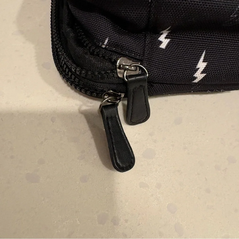 Rad Rev Black and White Lightning Bolt Jewelry Travel Bag - Picture 7 of 9